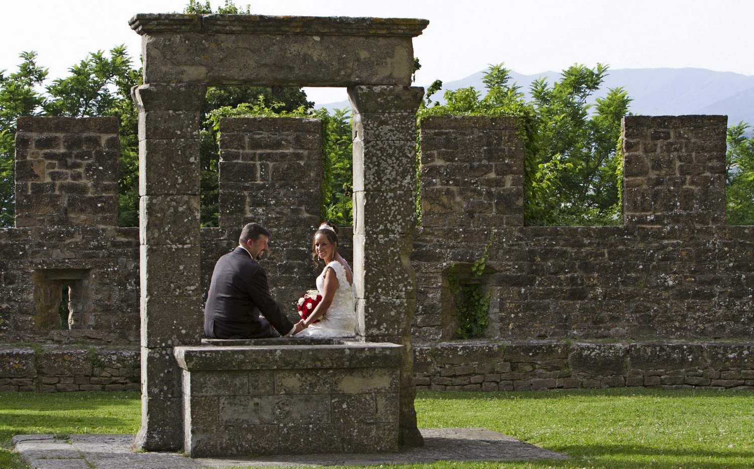 poppi castle wedding