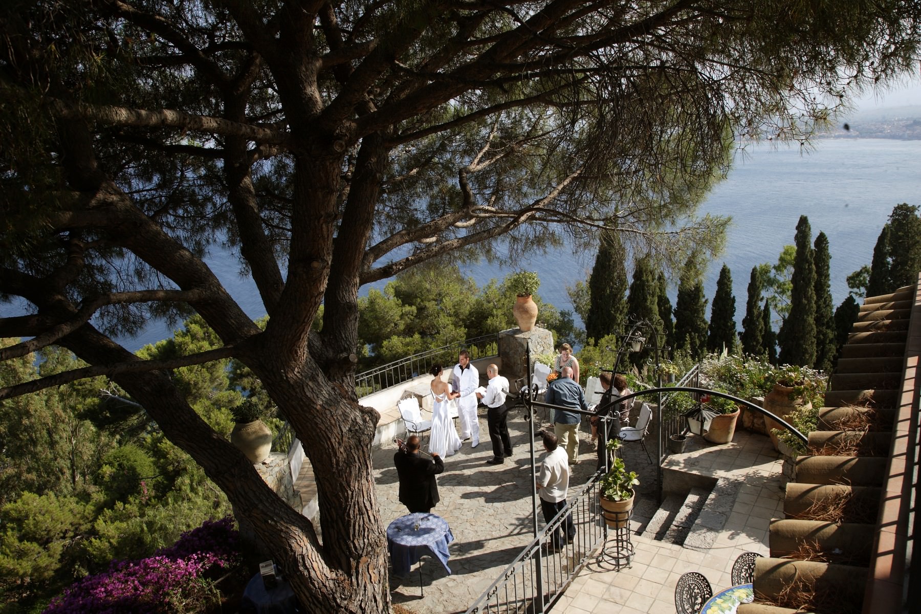 symbolic wedding in taormina